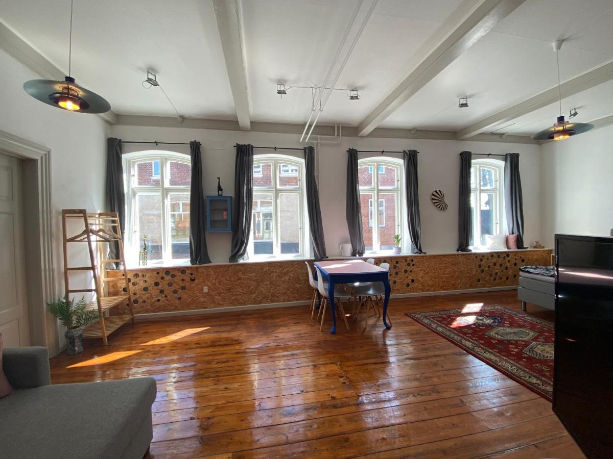 Gallery Studio In The Heart Of Højer 外观 照片